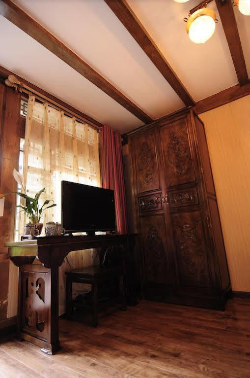 Yi Liu Hostel Лиджанг Екстериор снимка